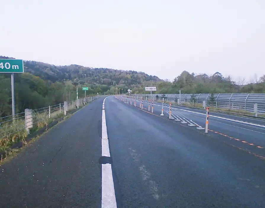 一般国道450号上川町上川防護柵設置工事